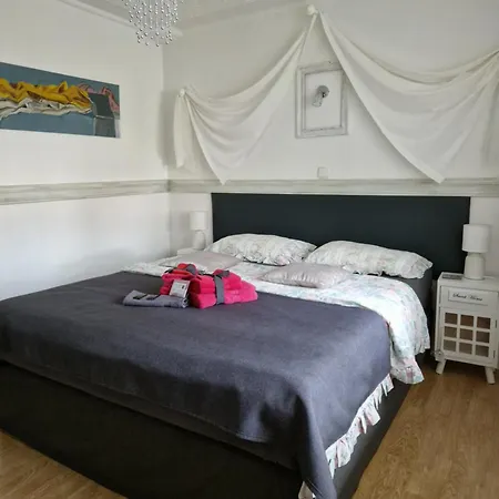 Haus Oberberg Guest house